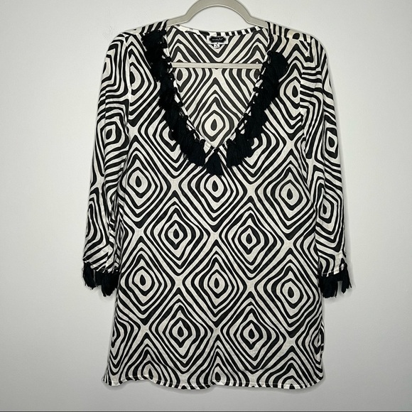 Women’s Mudpie black geometric printed tassel detail tunic blouse size S - Picture 1 of 4